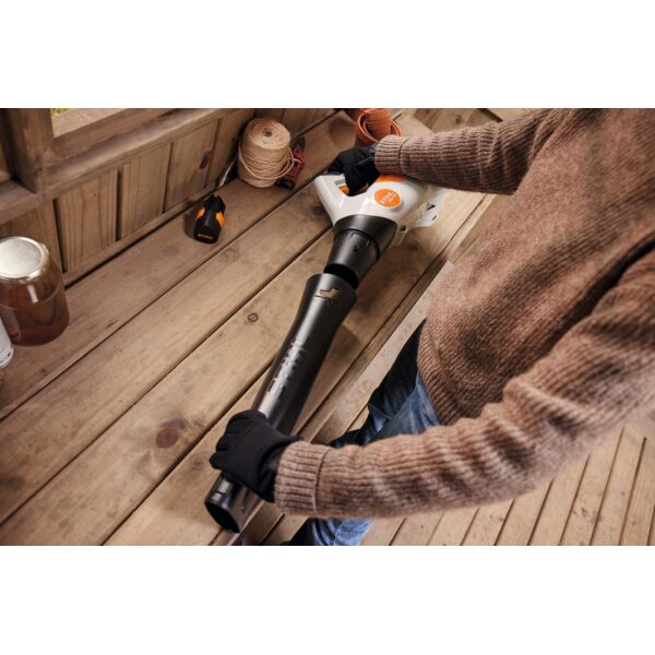 STIHL BGA 30 BATTERIDREVET LØVBLÅSER SETT M/ 2 BATTERIER & LADER - Bilde 7