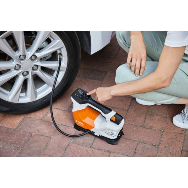 STIHL KOA 20 BATTERIDREVET KOMPRESSOR SETT M/ BATTERI & LADER - Bilde 4